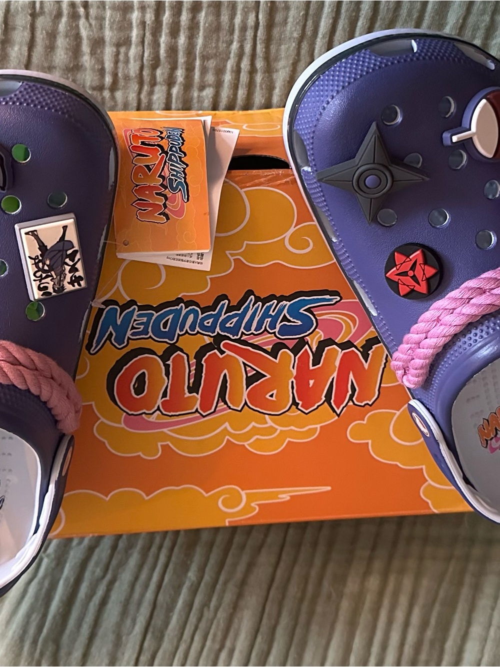 Crocs Naruto Sasuke size M 10/W 12
NEW with tags. Box slightly damaged - Picture 6 of 8